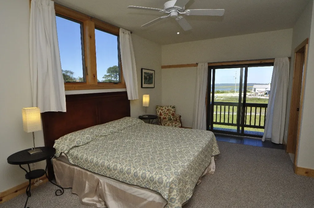 chincoteague waterfront vacation rental home eureka