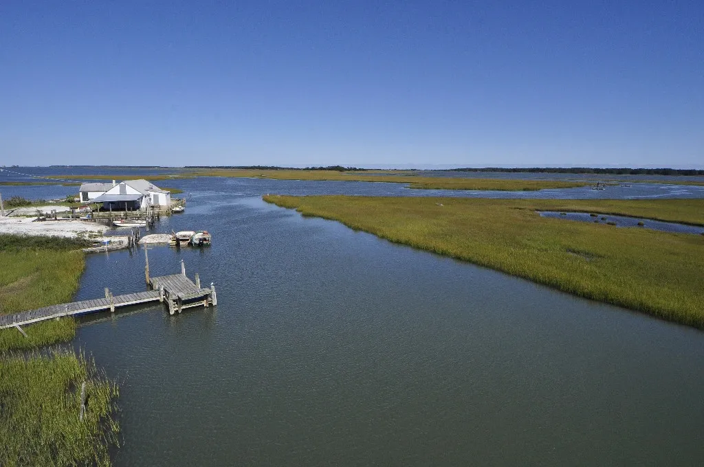 chincoteague waterfront vacation rental home eureka